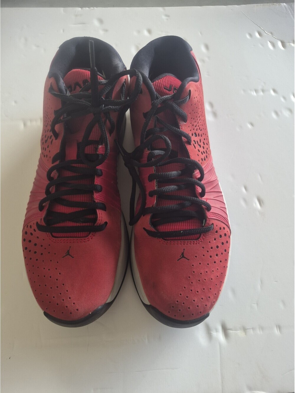 Mens sneakers red with black  Jordan's⁰size13